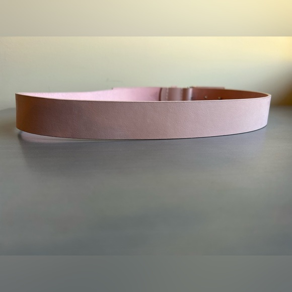 Guess Y2K Pink G studded Belt - Picture 4 of 4